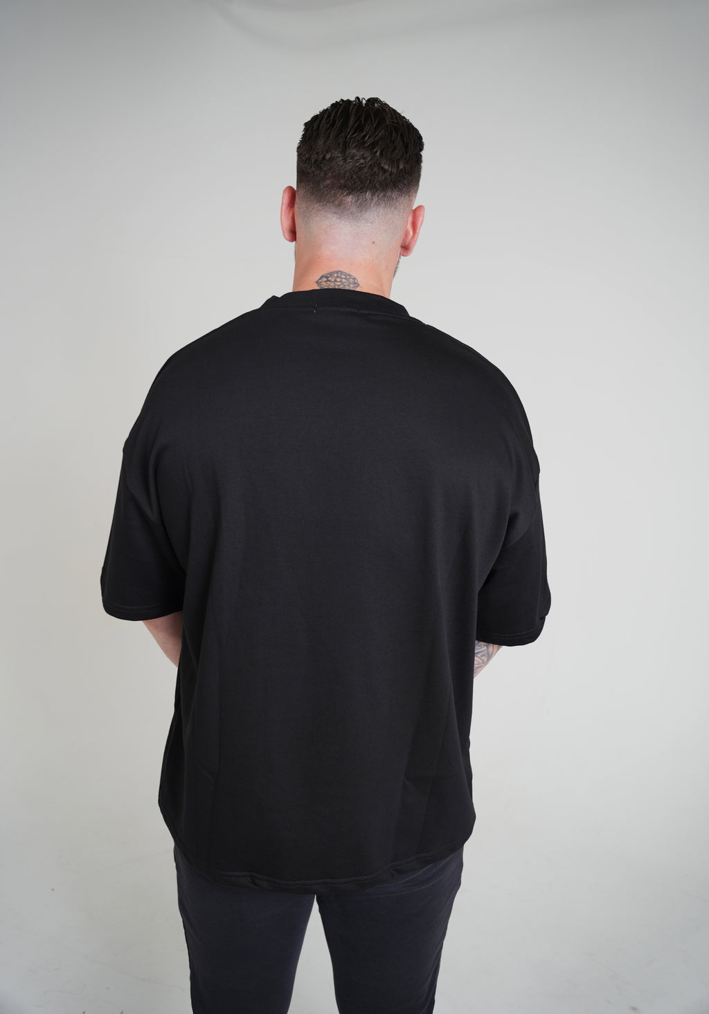 Pure Black Tee - C I R J O I