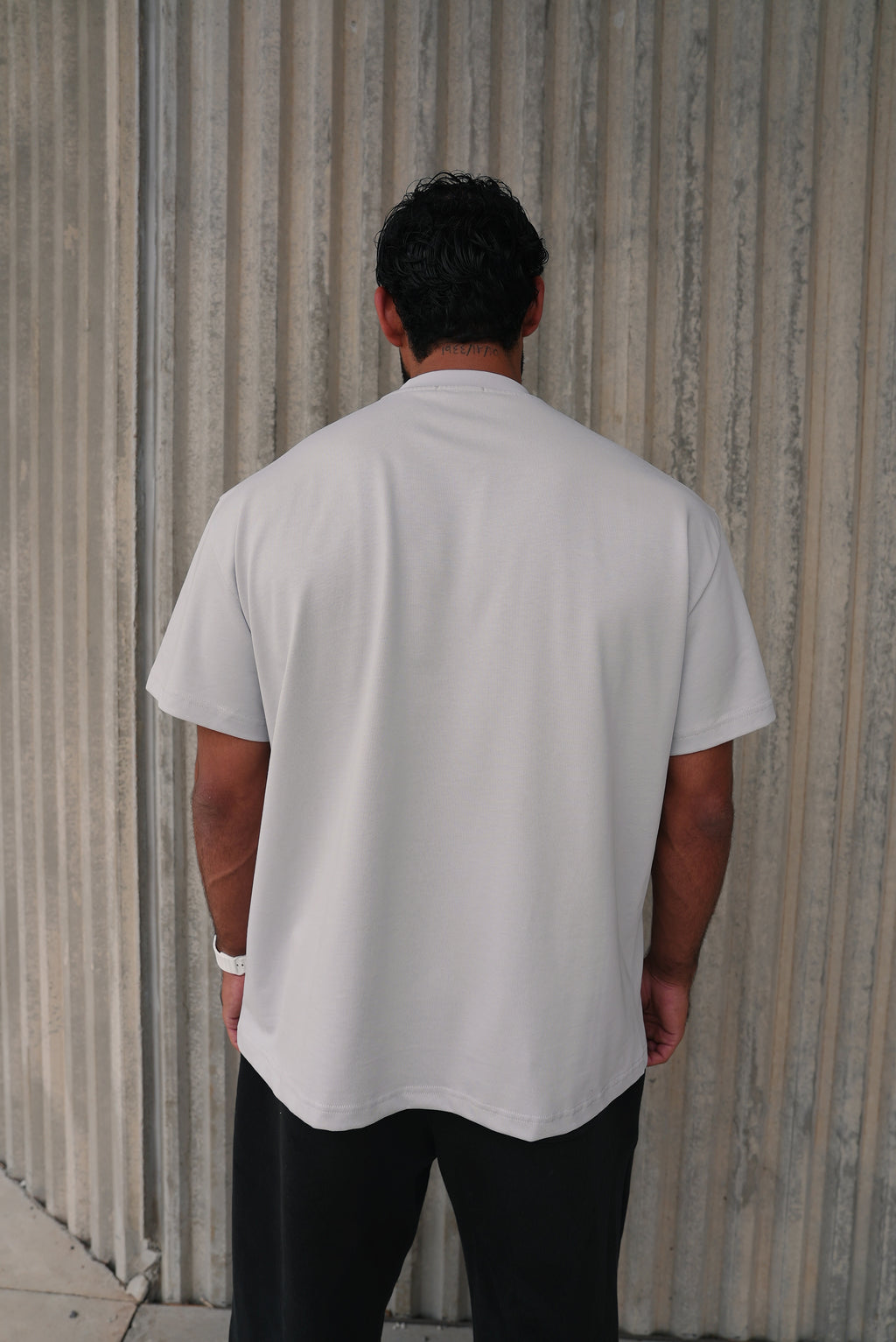 Classic Gem Tee - Concrete Grey - C I R J O I