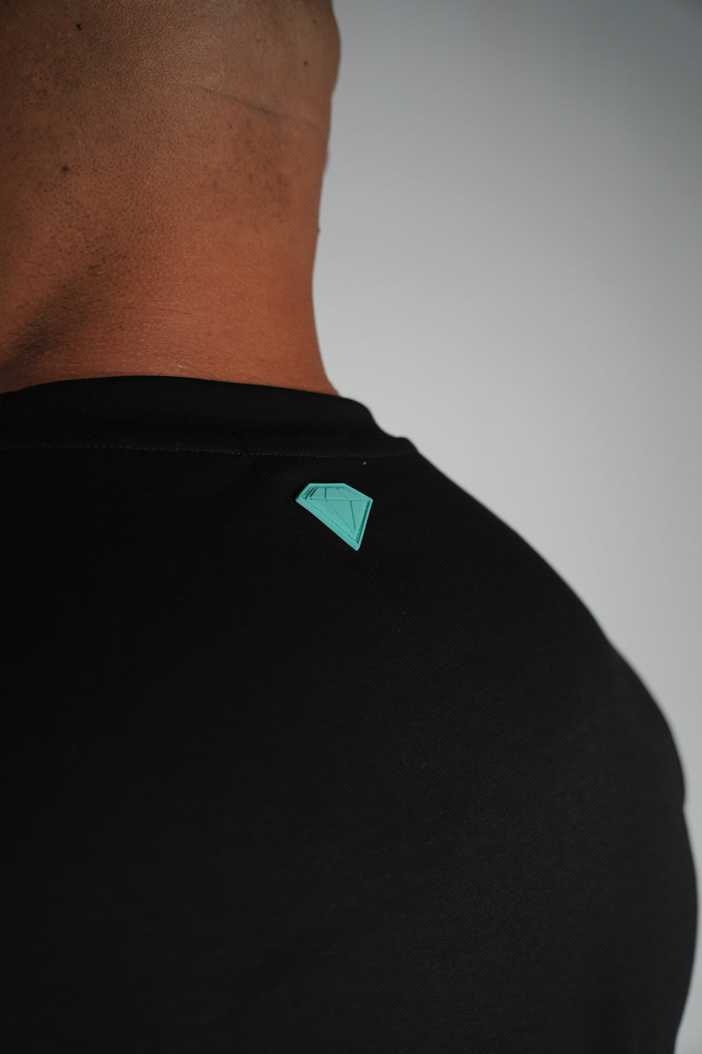 Black Lux Tee - C I R J O I