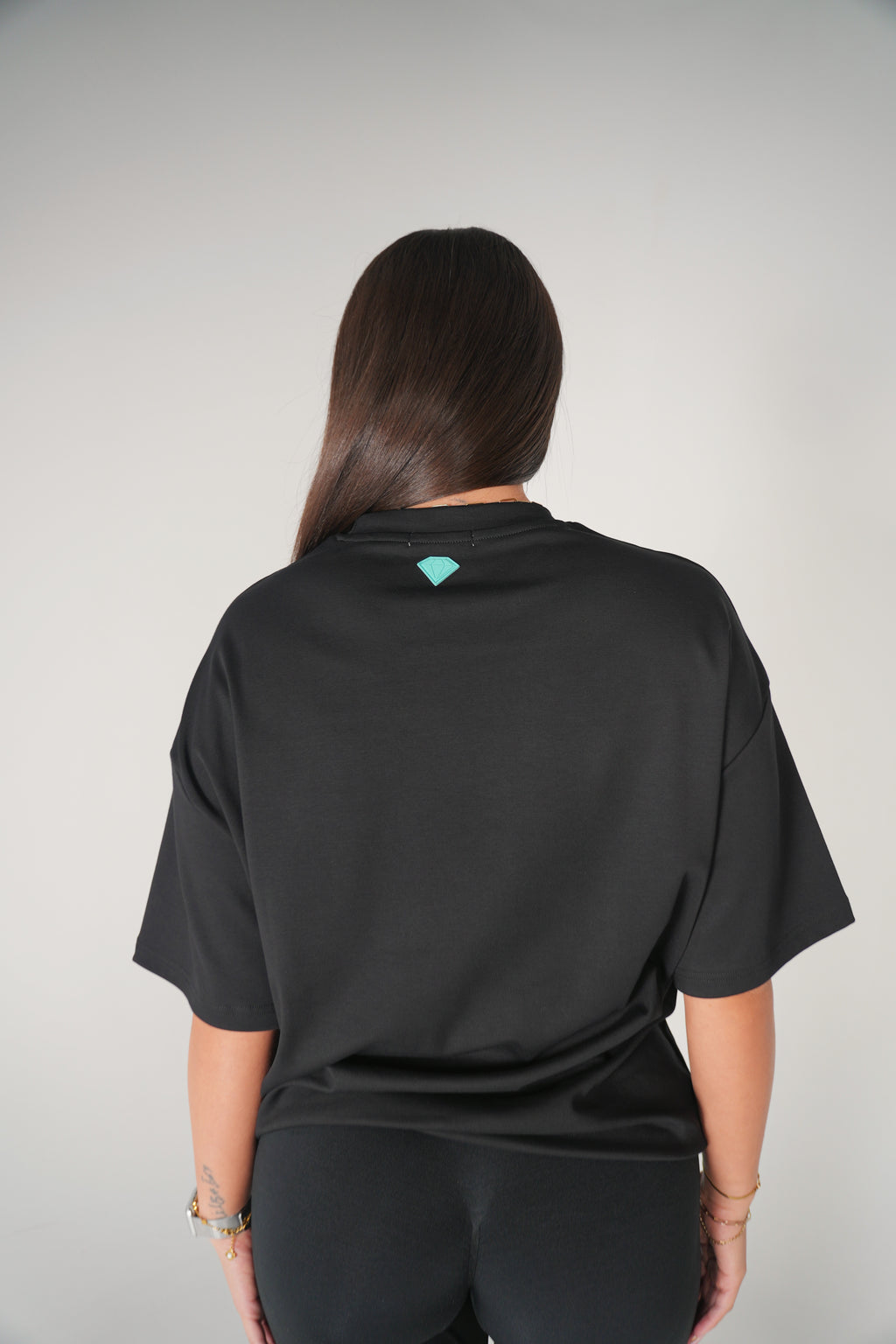 Black Lux Tee - C I R J O I